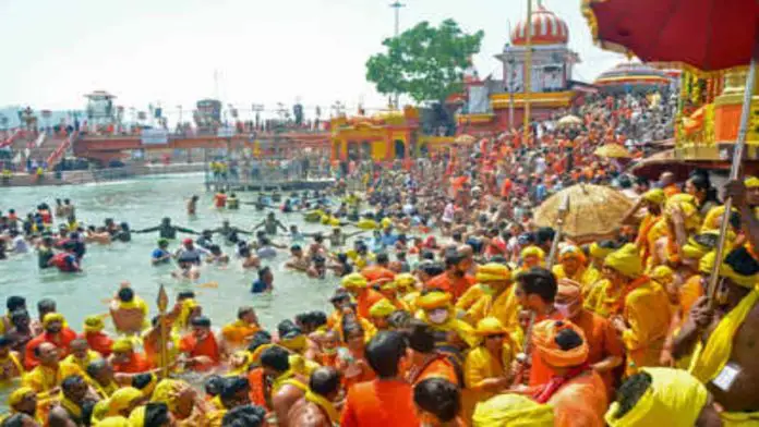 Delhi Government Makes 14 Days Home Quarantine Mandatory For Kumbh Mela Returnees Delhi Government Makes 14 Days Home Quarantine Mandatory For Kumbh Mela Returnees